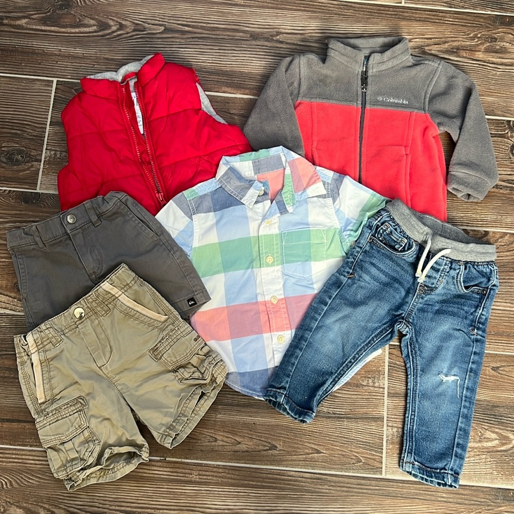 6 piece lot of 12 month clothes